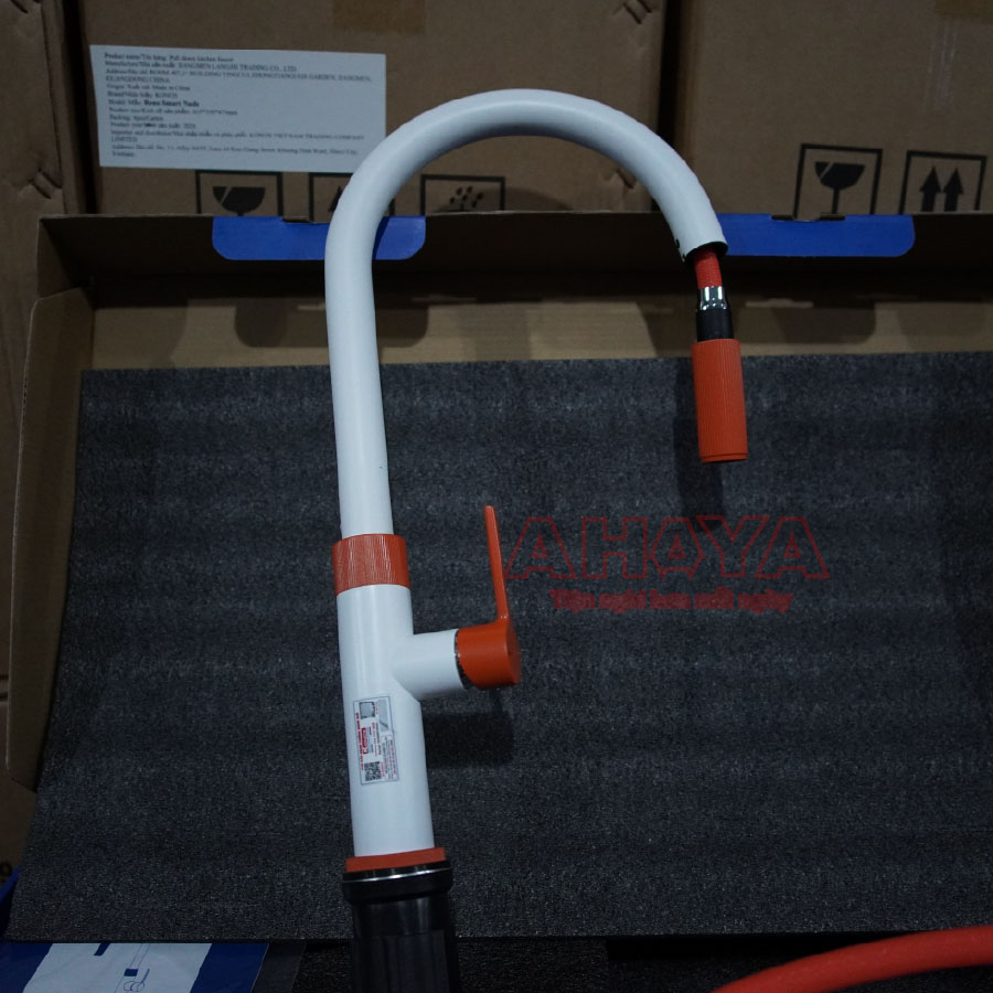 Vòi rửa chén Konox Lasi Orange - thực tế 1