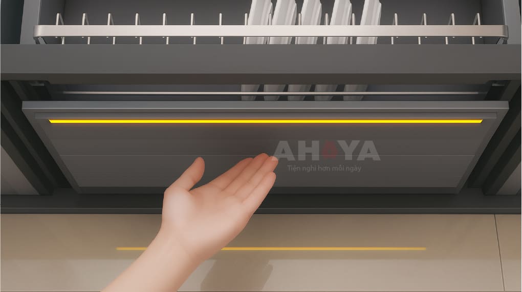 Kệ chén nâng hạ điện Eurogold ESL9870 700mm dẹt - cảm biến